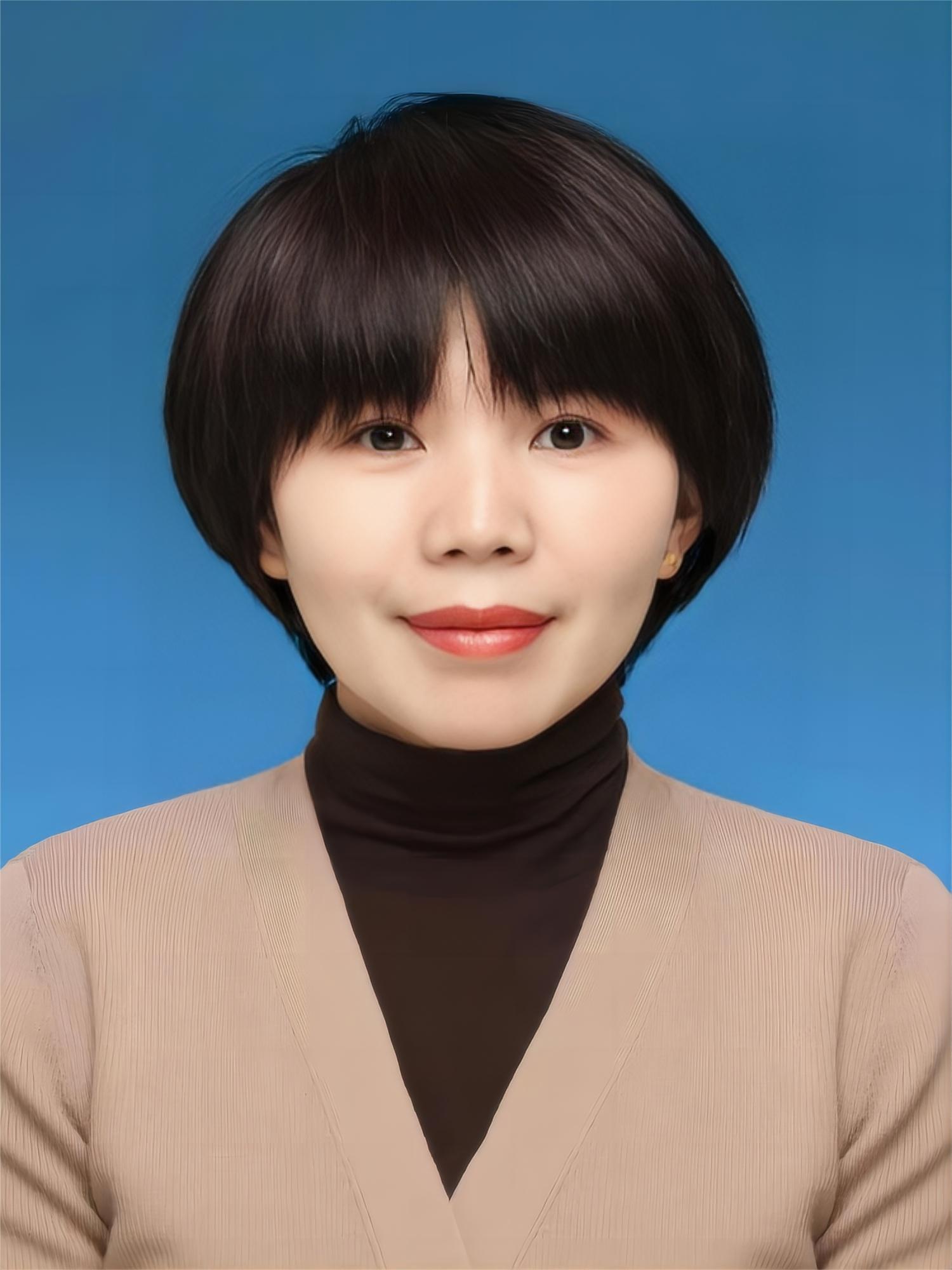 吴小华